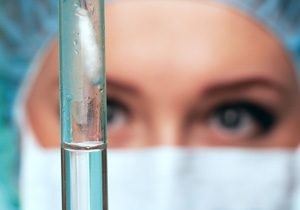 Dutch Virologists Engineer Highly Contagious H5N1 Bird Flu Variant in Lab, Sparking Publication Debate