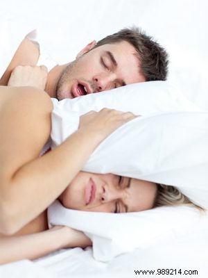 Is sleeping with earplugs bad? 