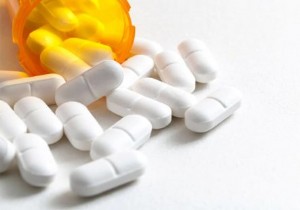 Medicine:brand or substance name? 