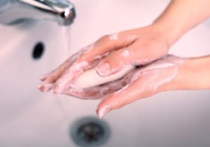 Paper towels or a hand dryer? 