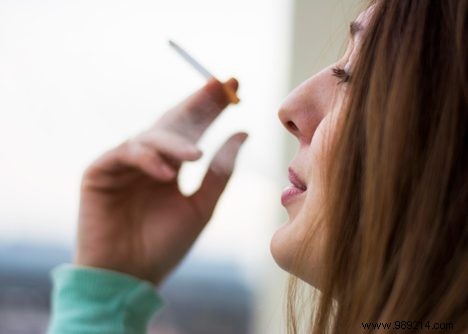 Quit smoking all at once or cut down slowly? 