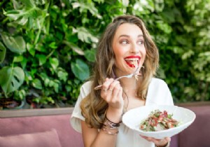 Why eating a little too much is disastrous for your weight 