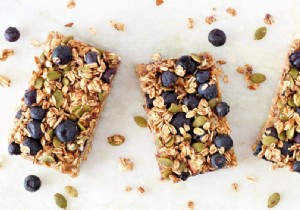 Top Healthy Snacks Recommended by Belgian Dietitian Iris Daems Using Nutri-Score