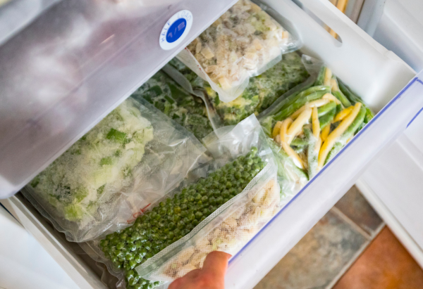 It is better not to keep these 6 foods in the freezer 