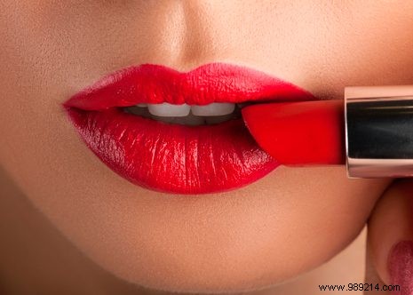 What does your lipstick say about your personality? 