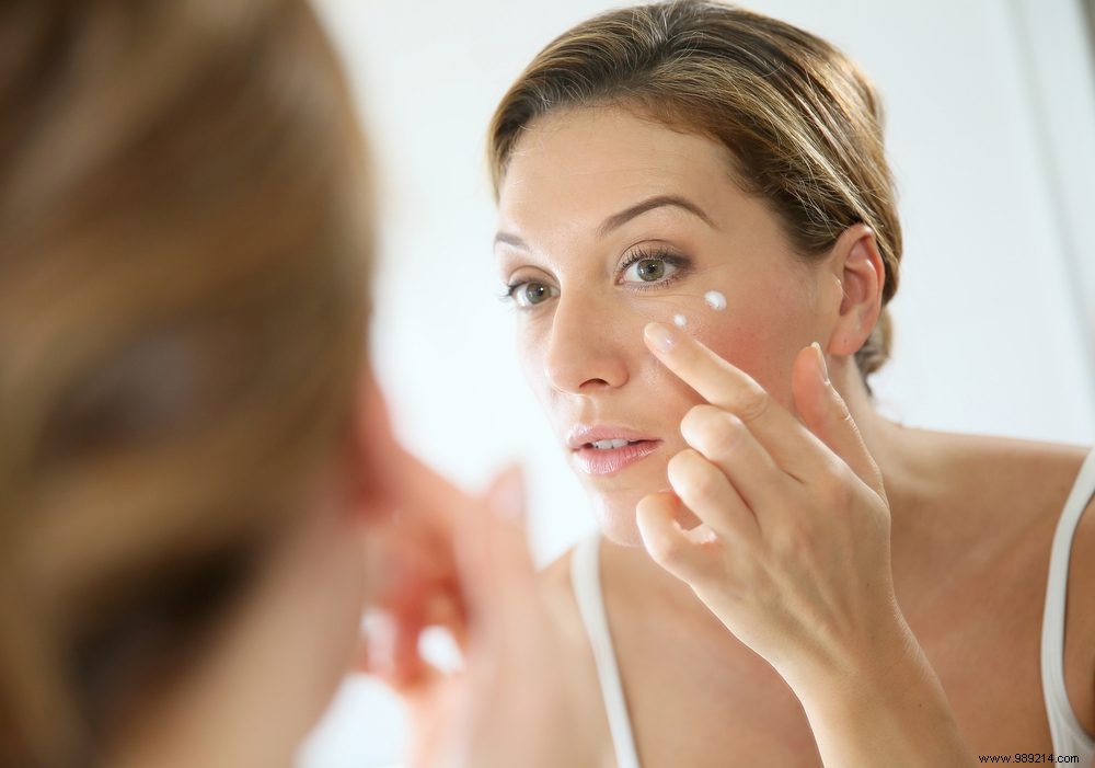 Add this step to your morning routine to combat skin aging 
