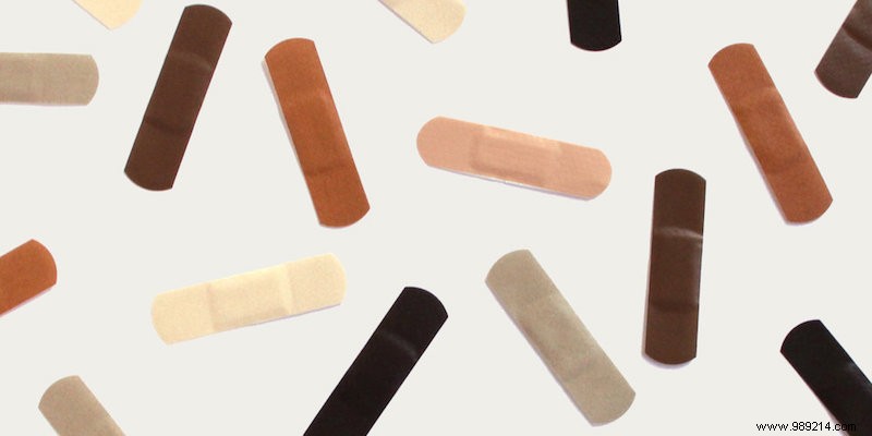 Finally available:plasters in six skin colors 