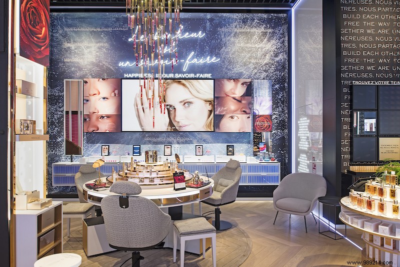 See:the Lancôme flagship store in Paris 
