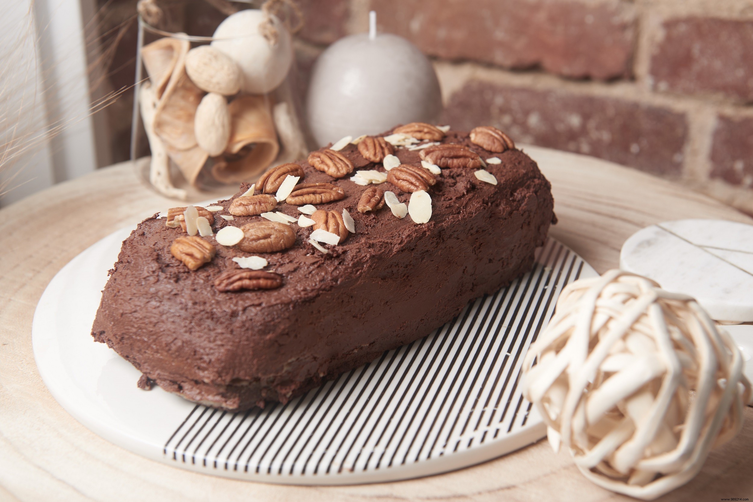 Gluten-free and lactose-free Christmas log – Recipe Schär 