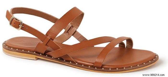 15 x new sandals for sunny days 