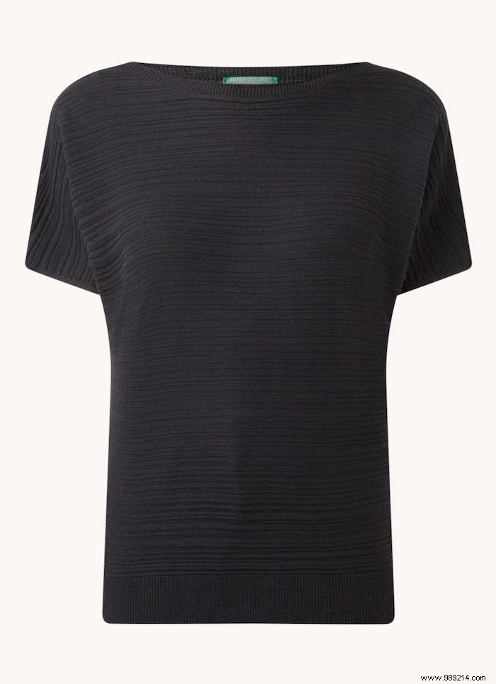 The perfect cut:these casual T-shirts fit perfectly 