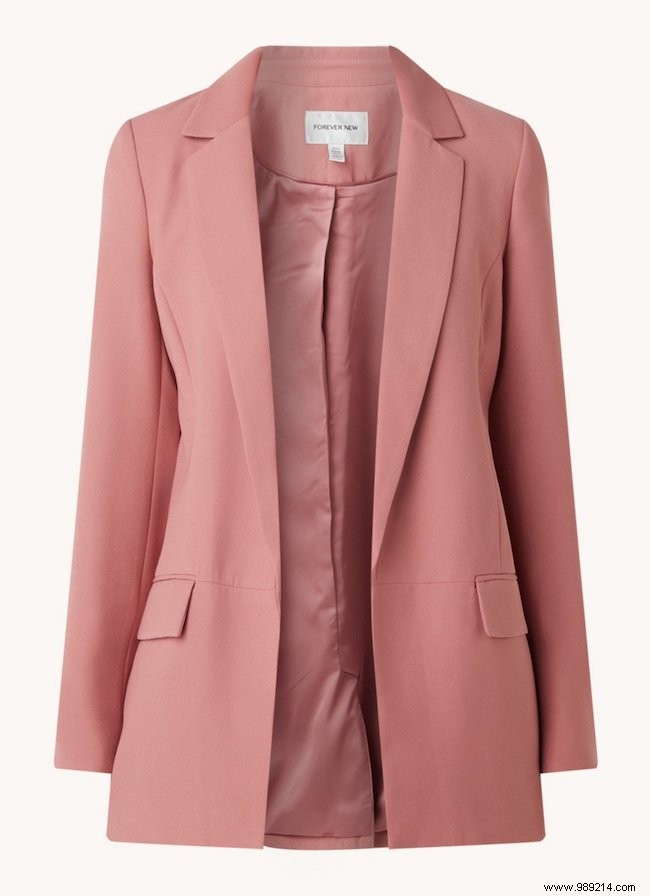 These classic blazers flatter every figure 