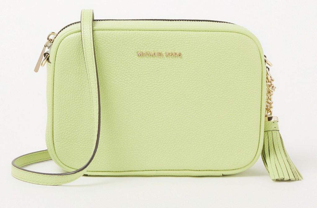 3 colors of bags that should not be missing in your wardrobe this spring 
