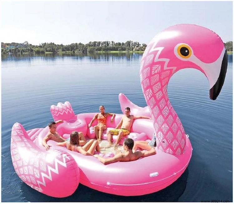 The best inflatable figures for on the water 