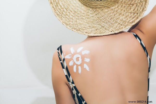 Prepare your skin for the sun to tan without putting yourself in danger 