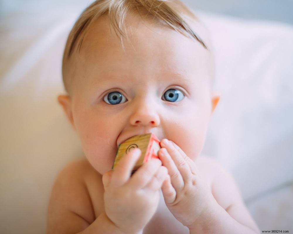 Baby:How to relieve teething? 