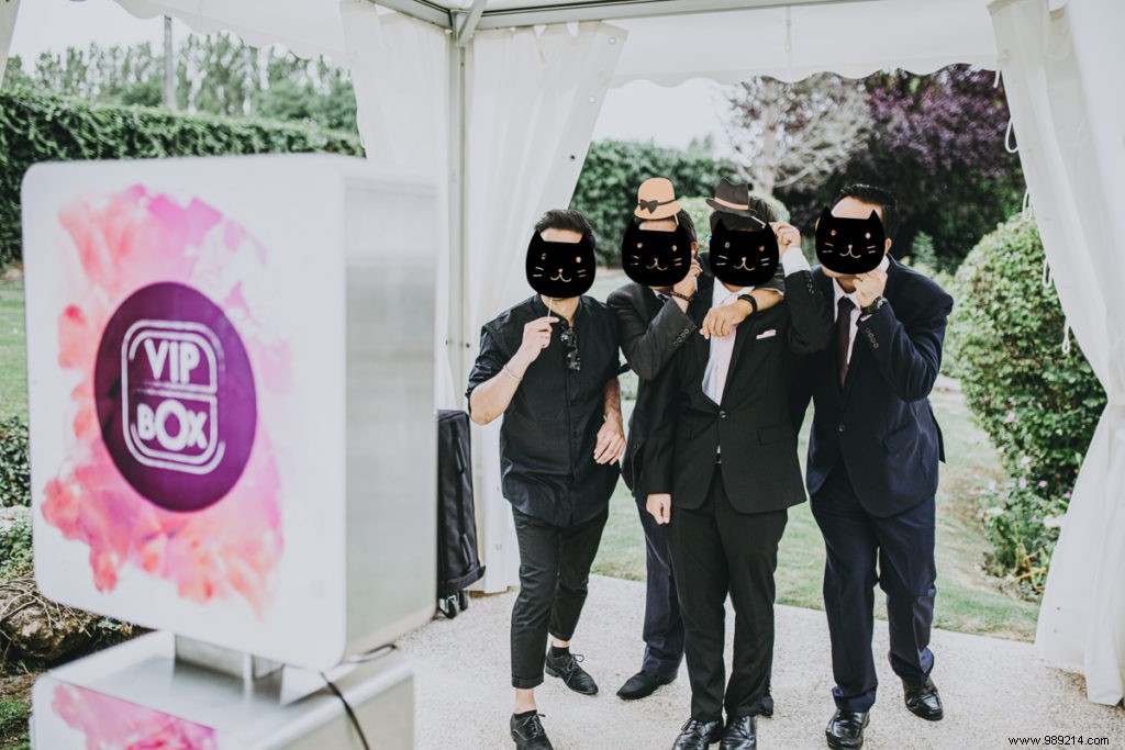 Selfie photo booth for your wedding 