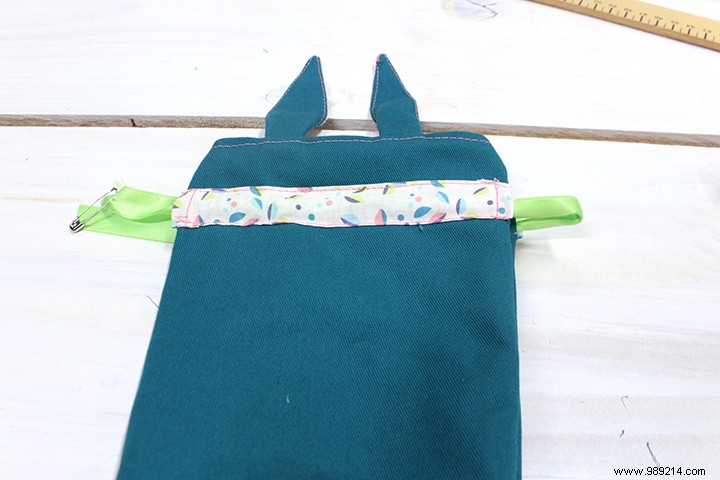 DIY Easter bunny pouch 