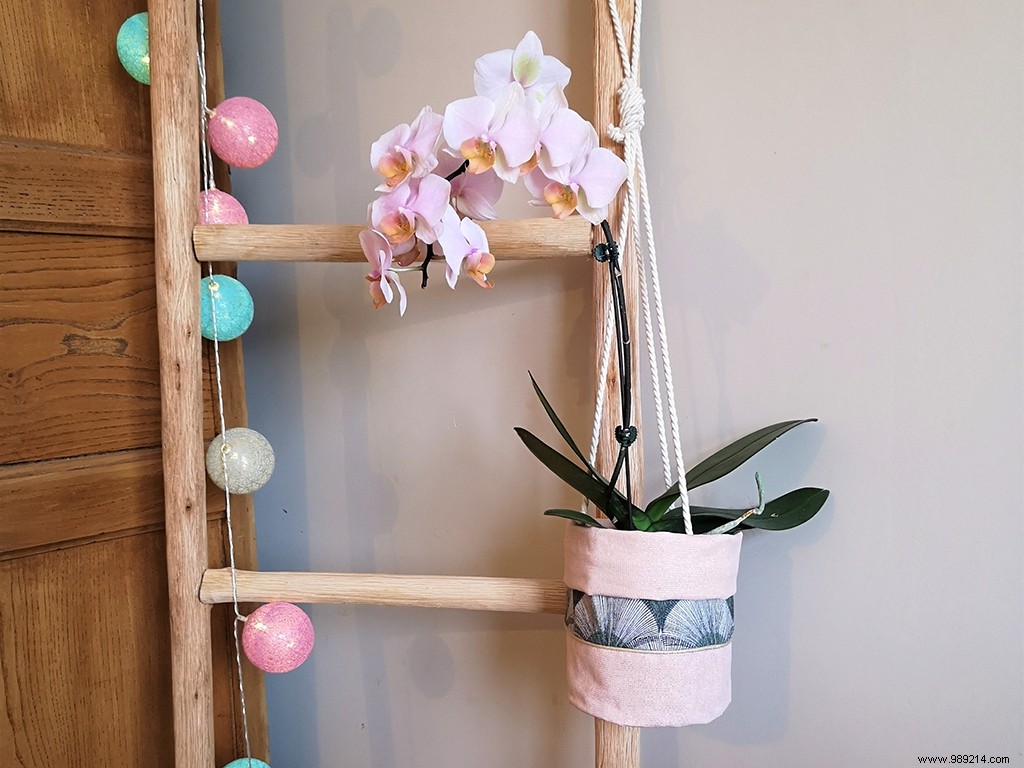 DIY fabric pot cover without a sewing machine? 