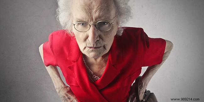 Dealing with a naughty elderly person, how to handle the situation? 