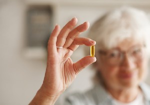 DHEA against aging:miracle or mirage? 