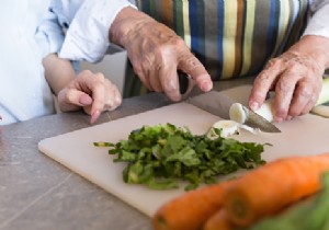Senior Nutrition Guide: Essential Foods and Strategies for Healthy Aging