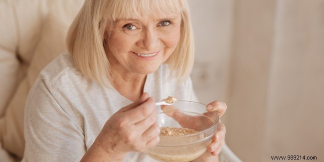 Vitamin B12 deficiency in seniors:what consequences? 