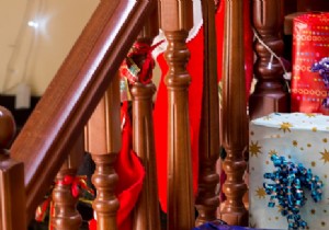 Decorating your stairs for Christmas:8 ideas to discover 