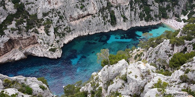 Calanques in Provence on foot:itinerary, advice and organization 