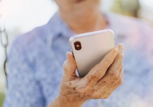Smartphone for seniors:3 points to check before buying 