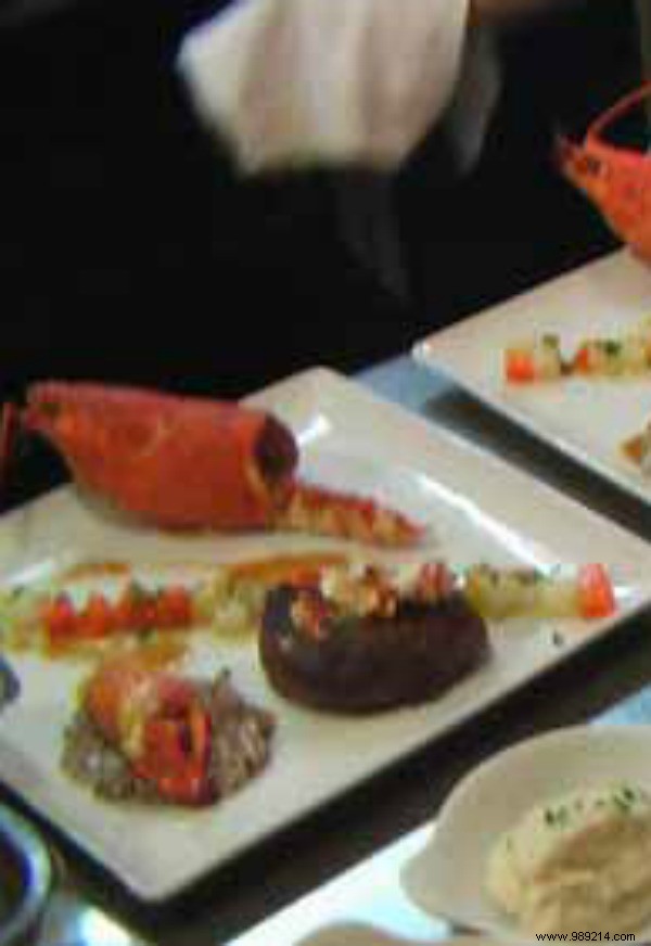 Surf and turf (rump steak+lobster) coral emulsion, chayote brunoise, risotto with Camargue red rice and turmeric 