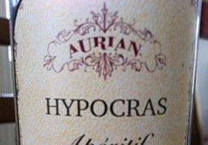 Ancient medieval wine-based drink, sweetened with honey and flavored:Hypocras 