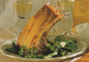 Rack of lamb with green vegetables, Guinea pepper and Folle Blanche 