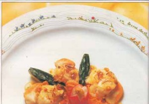 Pan-fried saffron scallops with a hint of curry 