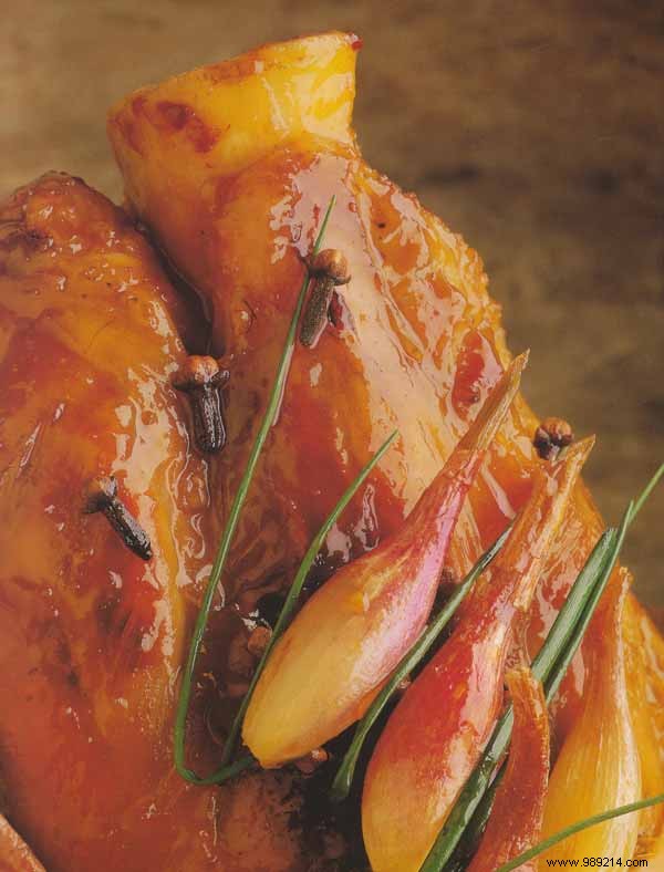 Veal shank with pink shallots 