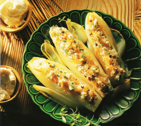 Endives stuffed with fresh goat cheese and haddock 