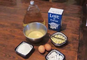 Fine semolina cake with caramel and white chocolate 