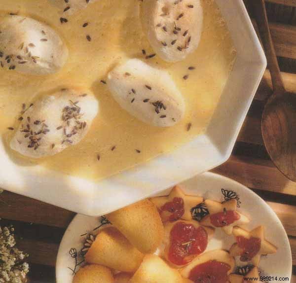 Eggs with snow and lavender cream 