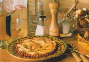 Hot Spiced Apple Pie: Easy Recipe for 6 with Caramelized Apples