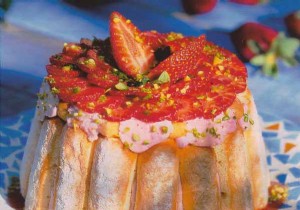 Strawberry and Pistachio Charlotte: Elegant No-Bake Dessert Recipe