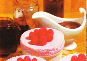 Classic Frozen Raspberry Soufflé with Jam Sauce – Timeless Dessert for 6