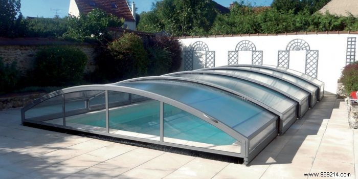 What are the different types of pool enclosures? 