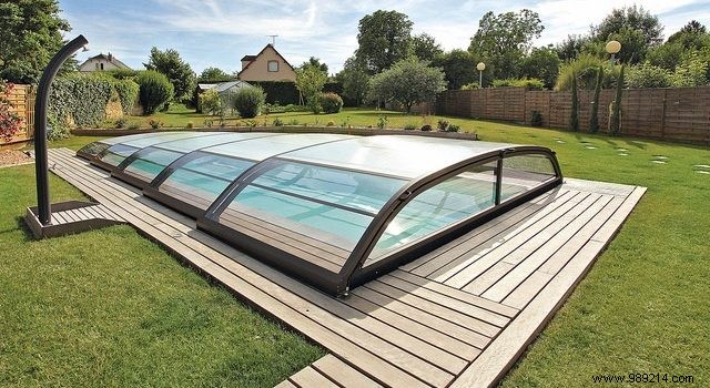 Why buy a swimming pool enclosure? 