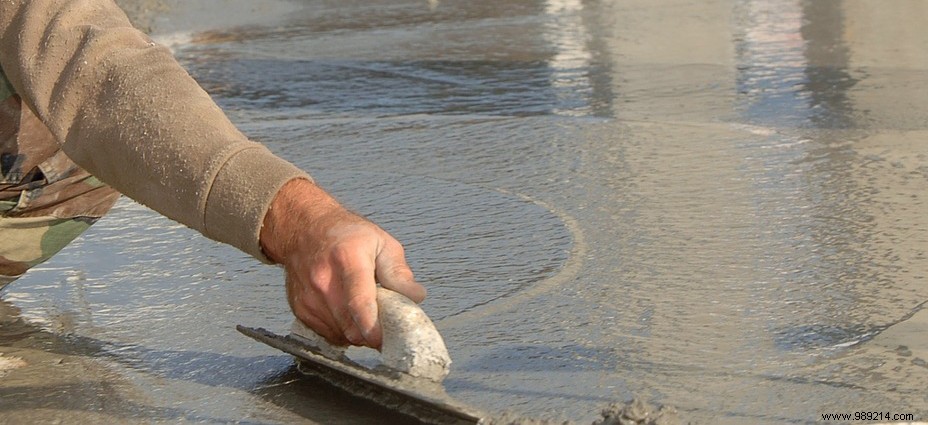 Everything you need to know about waxed concrete:a multi-use coating 