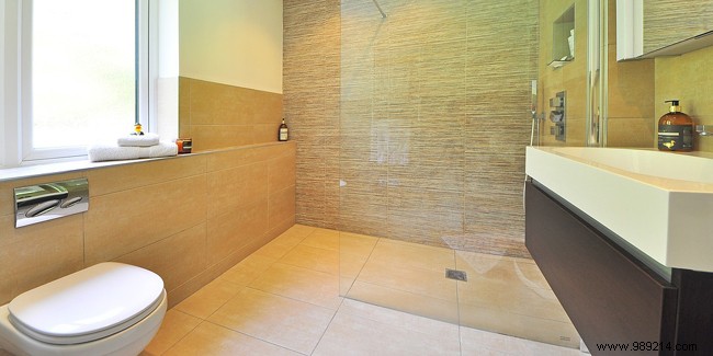 Italian shower:advantages, disadvantages and installation 