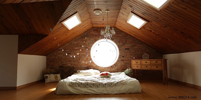 Converting an attic into a bedroom:advice, prices and quotes 
