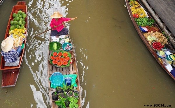 Bangkok s floating markets 