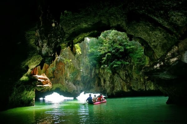 The incredible Phang Nga Bay, a must-see site in Thailand 