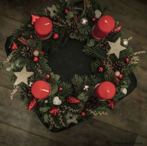 Christmas:how to make a wreath? 