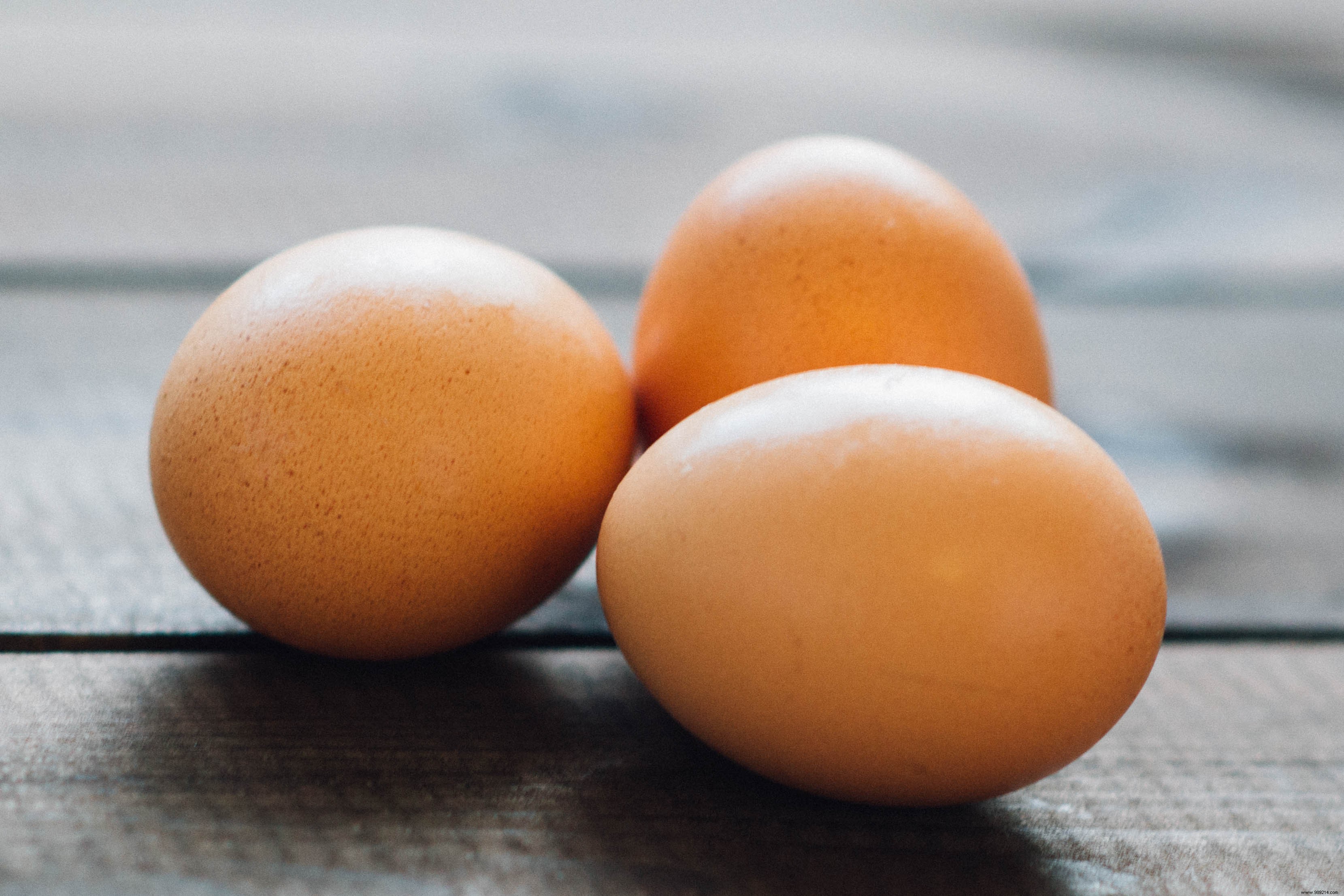 Does eating eggs increase the risk of heart disease? 